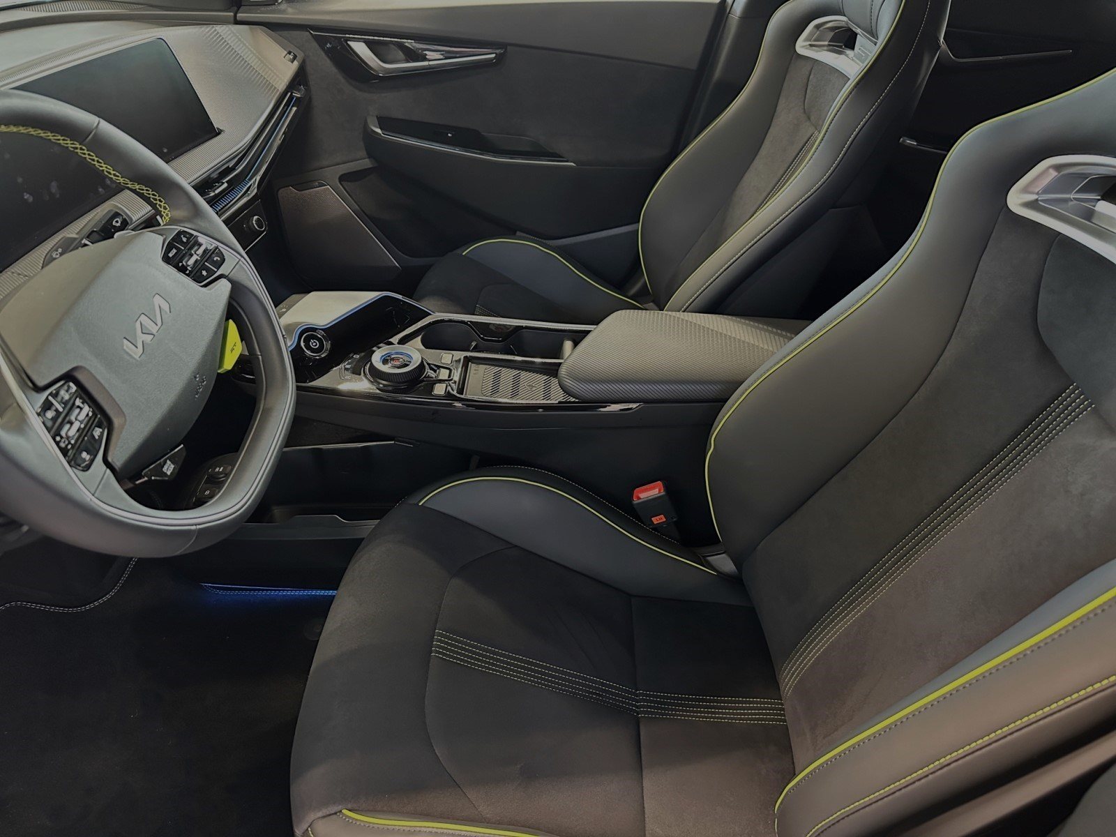 KIA EV6 GT AWD 77,4 kWh — Miniatur 7