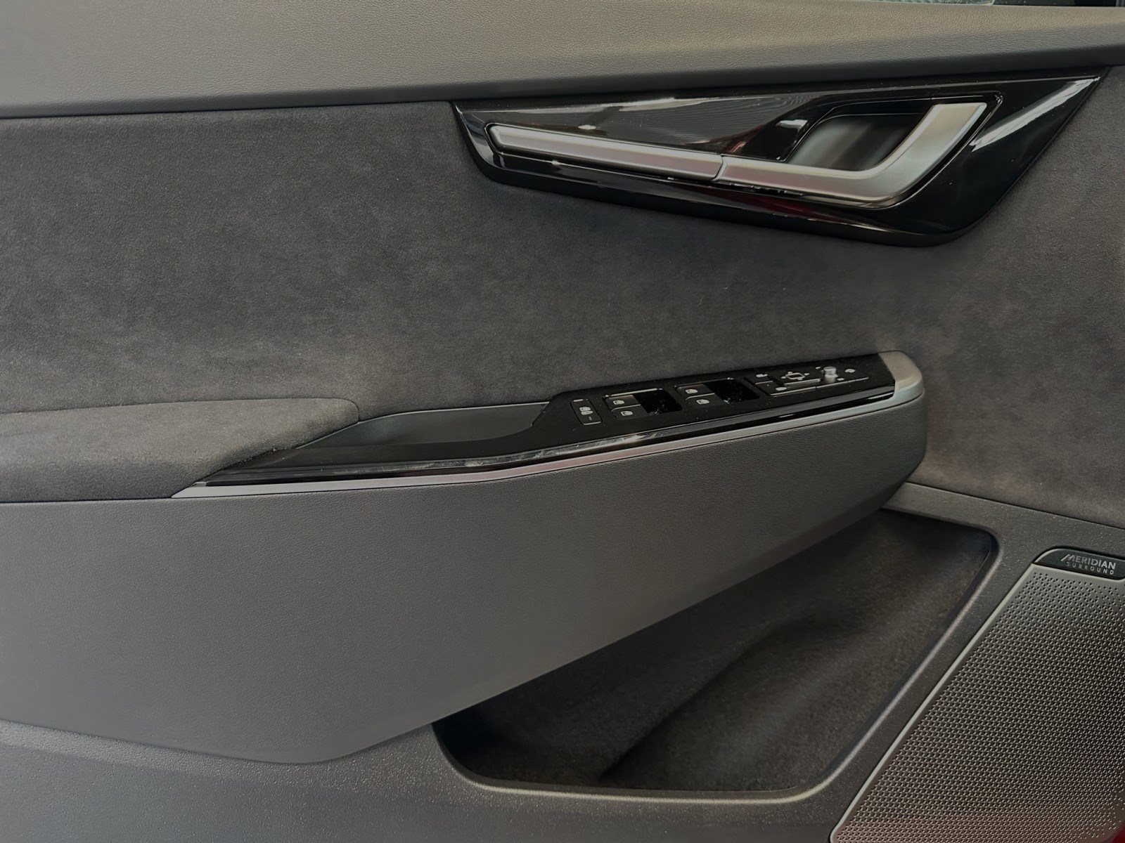 KIA EV6 GT AWD 77,4 kWh — Miniatur 9
