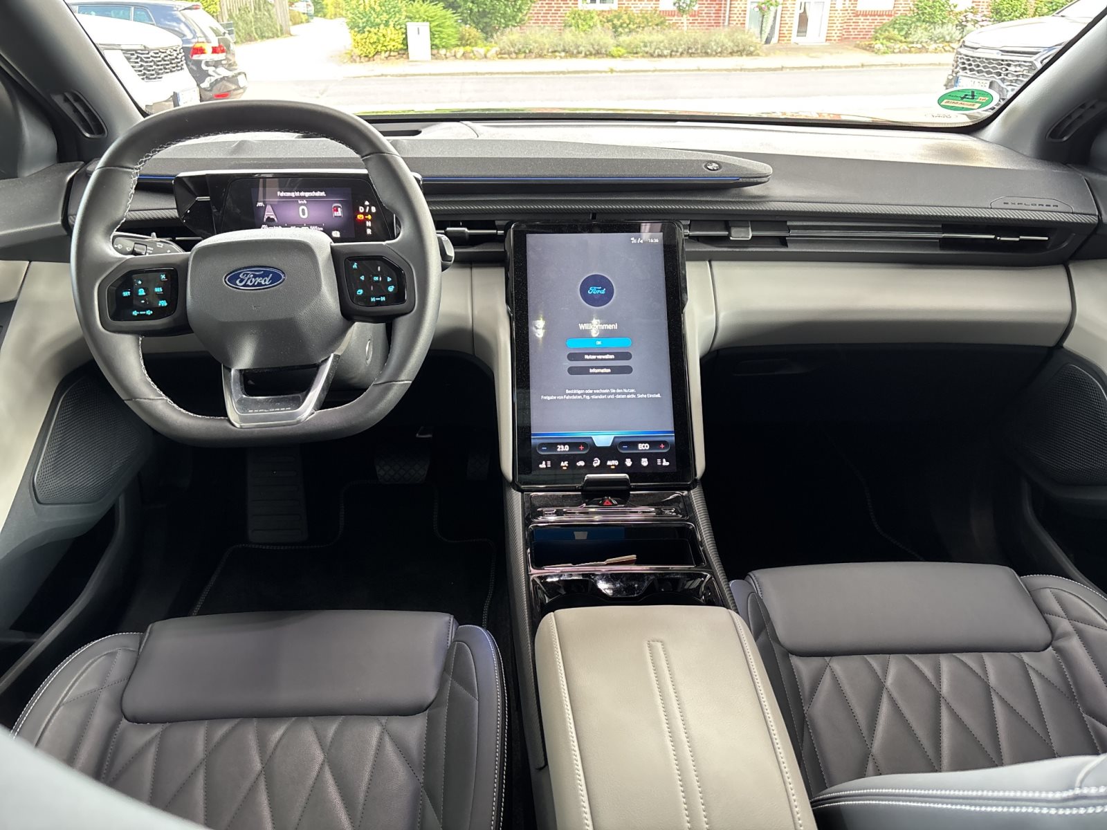 Ford Explorer EV 77kWh RWD Premium *AHK* — Miniatur 14