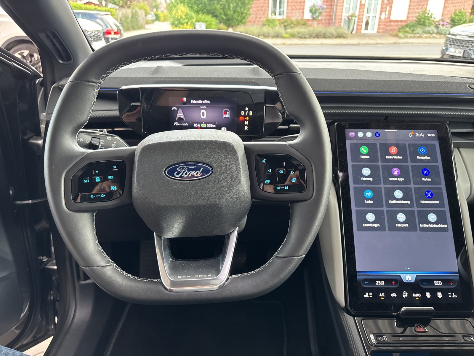Ford Explorer EV 77kWh RWD Premium *AHK* — Miniatur 16