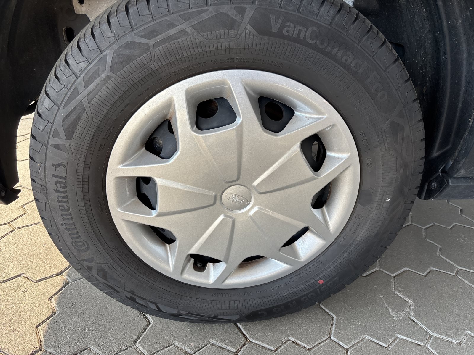 Ford Transit Kasten 350 L3H2 Trend *Automatik* — Miniatur 10