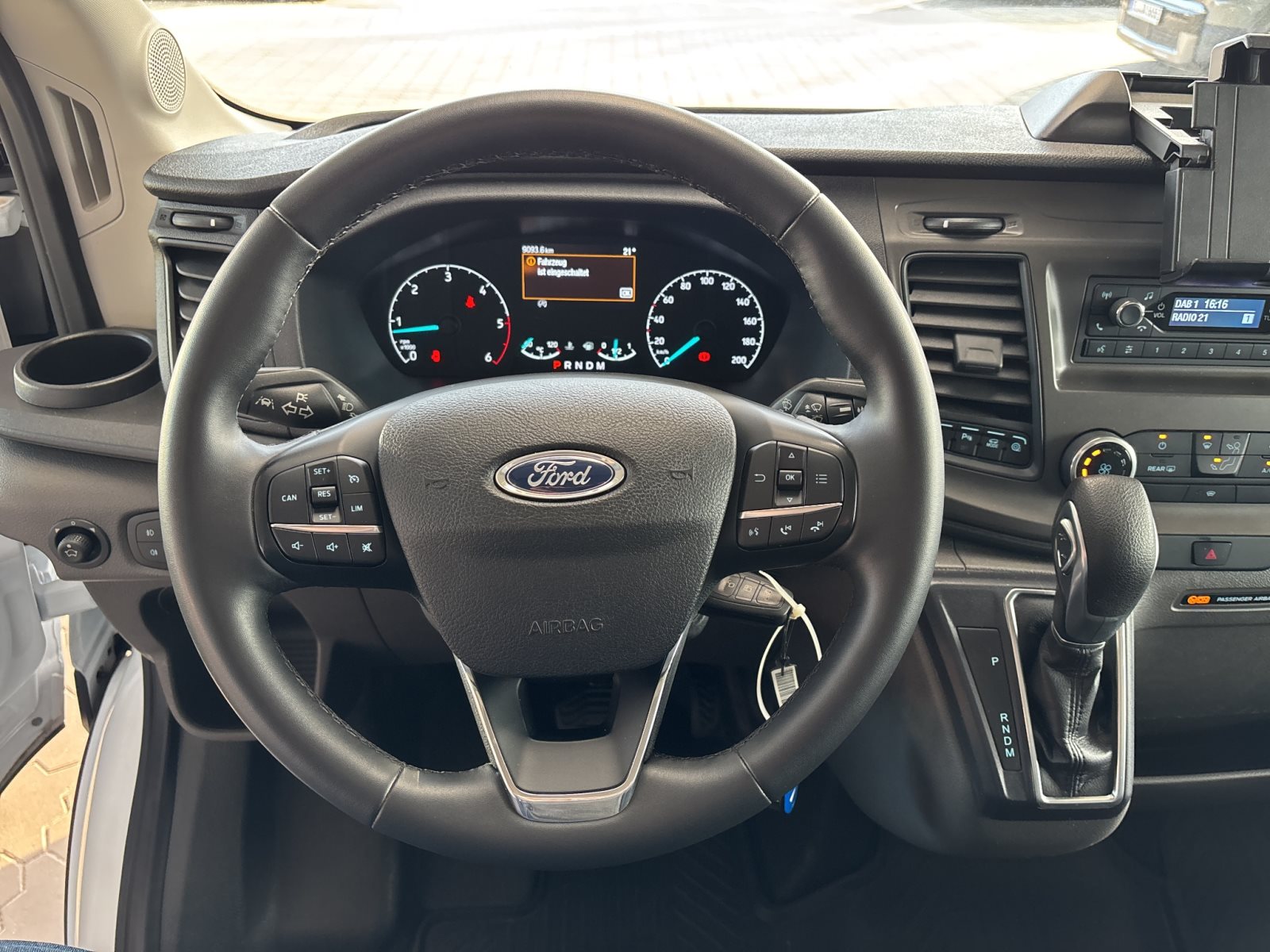 Ford Transit Kasten 350 L3H2 Trend *Automatik* — Miniatur 14