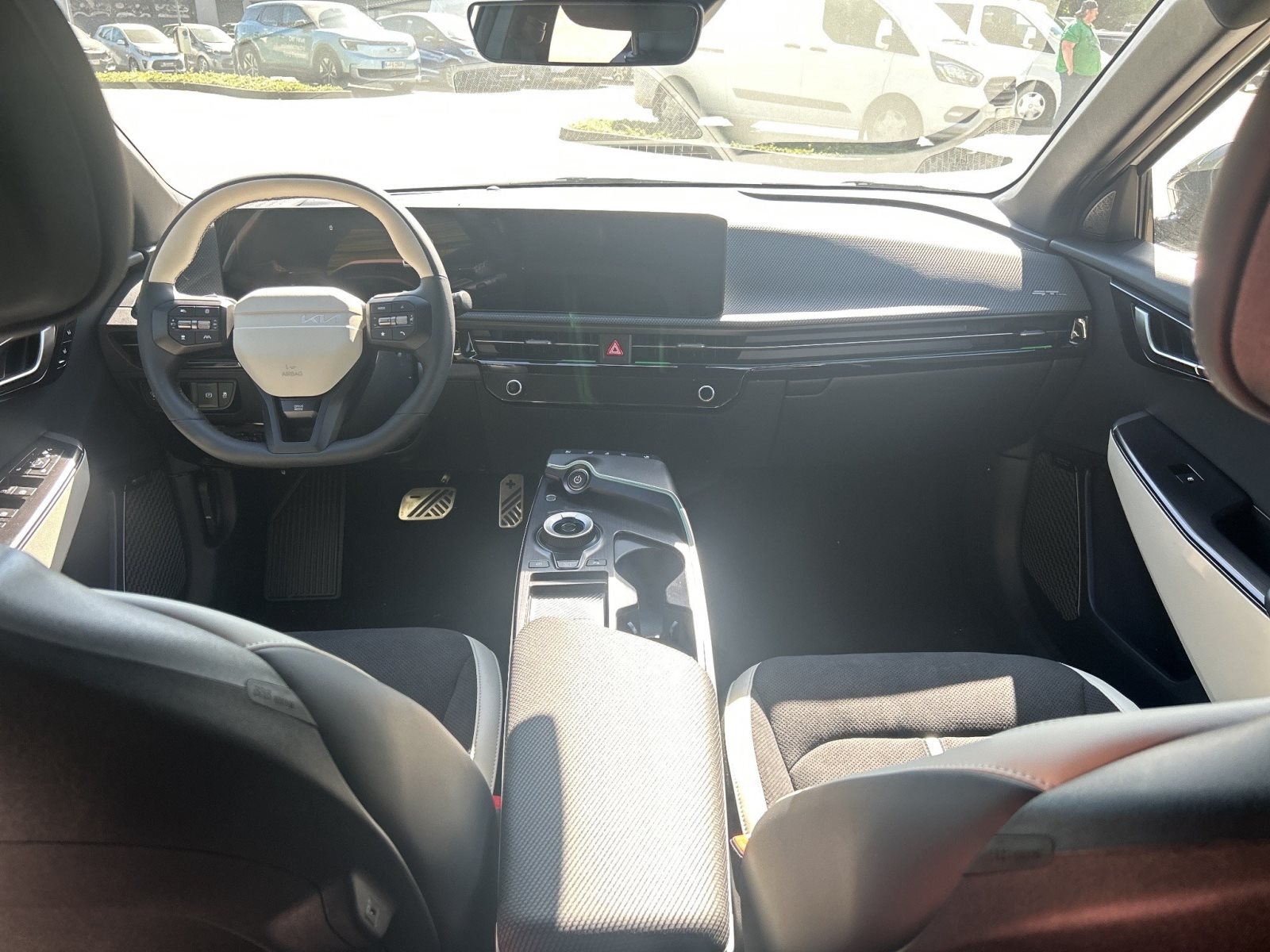 KIA EV6 GT-Line 4WD+DESIGN+SOUND+WP+DW+TECHNOLOGIE+AHK — Miniatur 16
