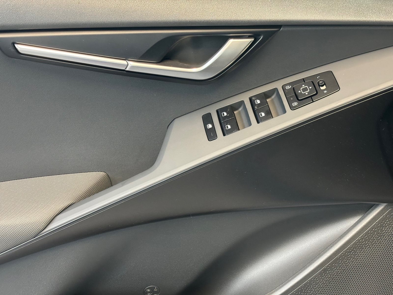 KIA Niro 1.6 HYBRID HEV DCT Edition 7 — Miniatur 15
