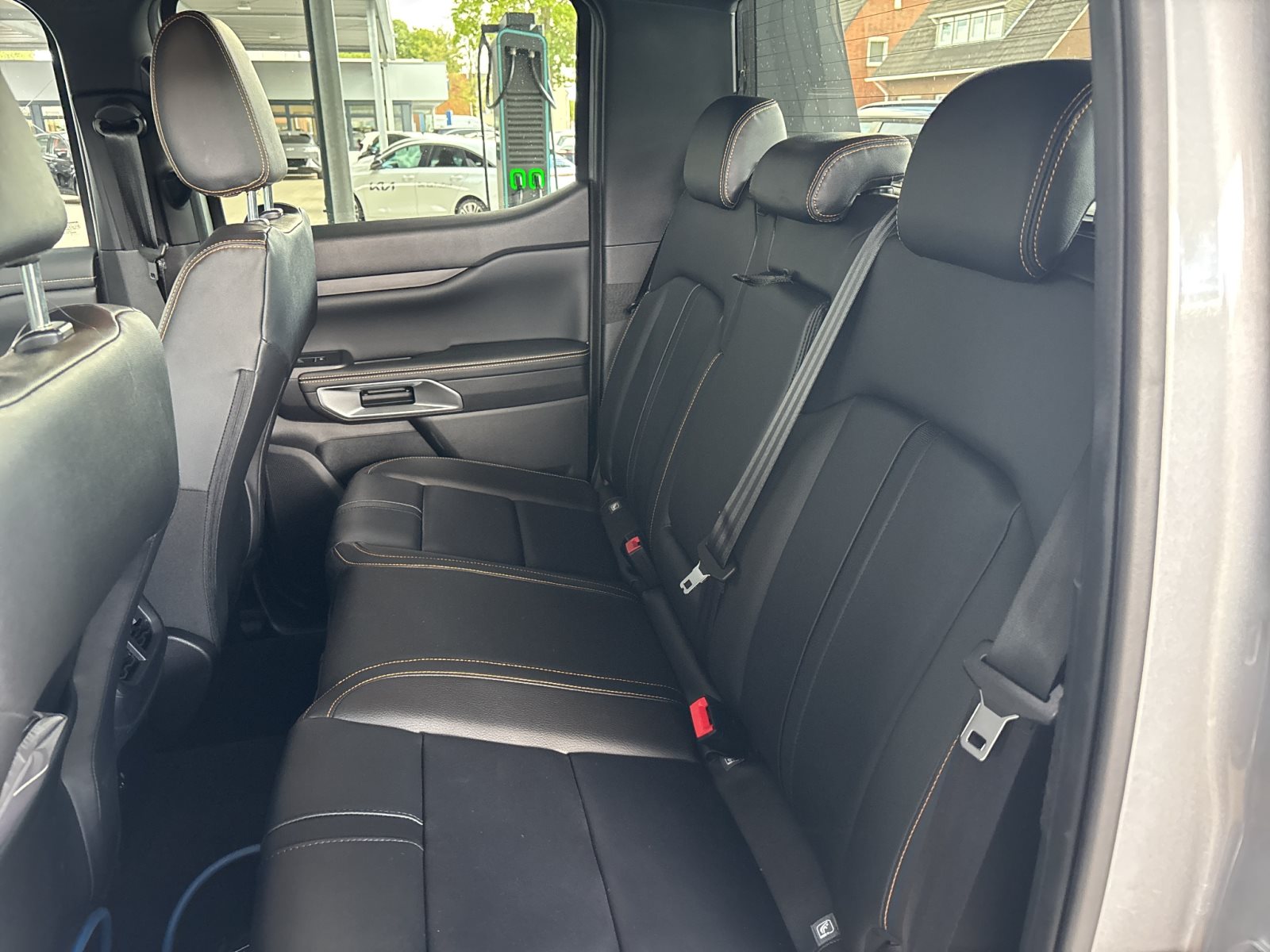 Ford Ranger Wildtrak e-4WD Doppelkabine PHEV — Miniatur 11