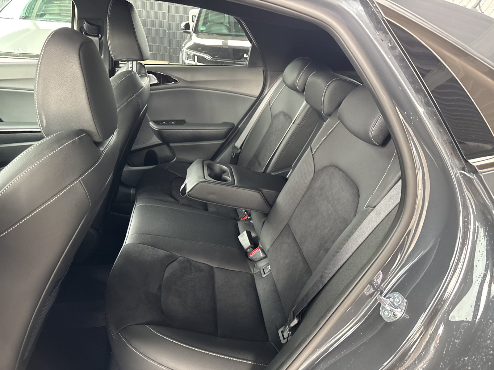 KIA XCeed 1.6T 180 DCT GT-Line *Ganzjahresreifen* — Miniatur 12
