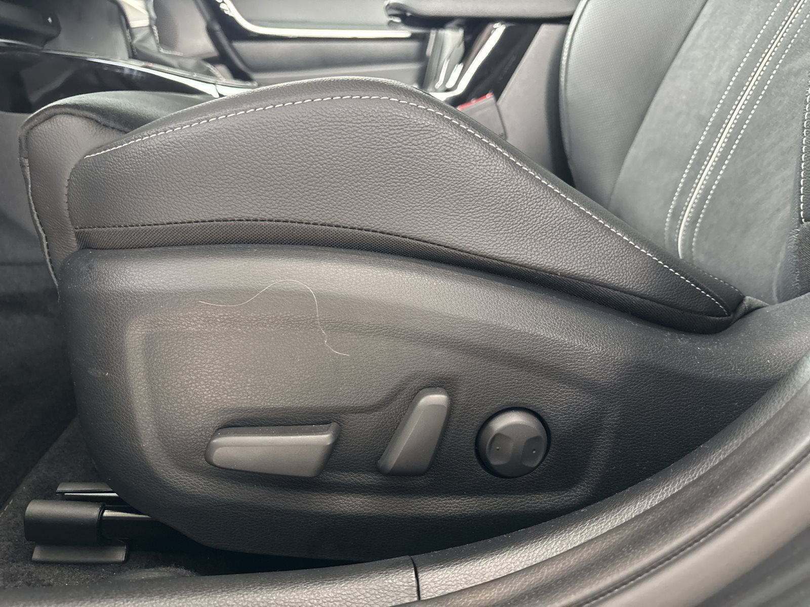 KIA XCeed 1.6T 180 DCT GT-Line *Ganzjahresreifen* — Miniatur 22