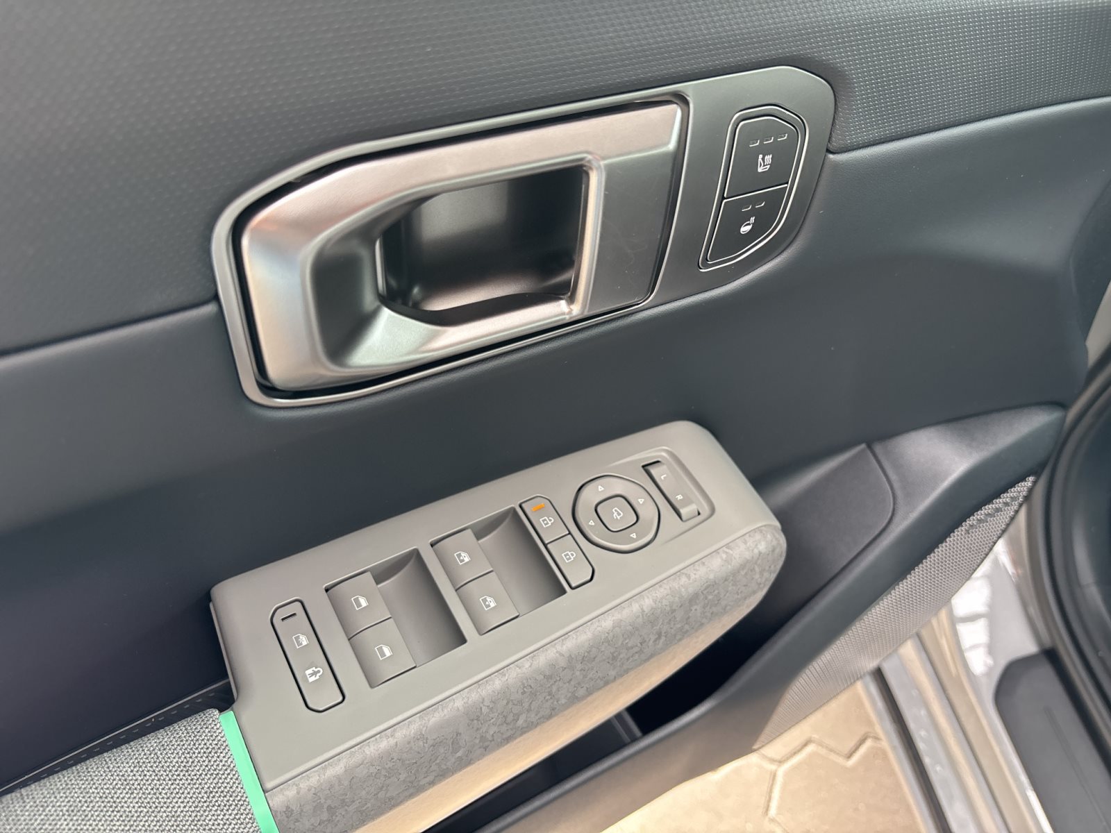 KIA EV4 81,4 kWh Earth — Miniatur 17