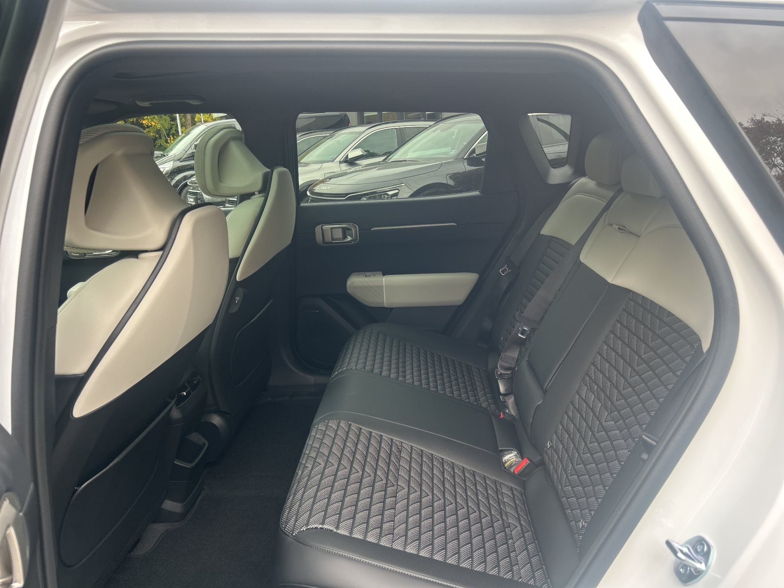 KIA EV4 150 kW GT-Line — Miniatur 12