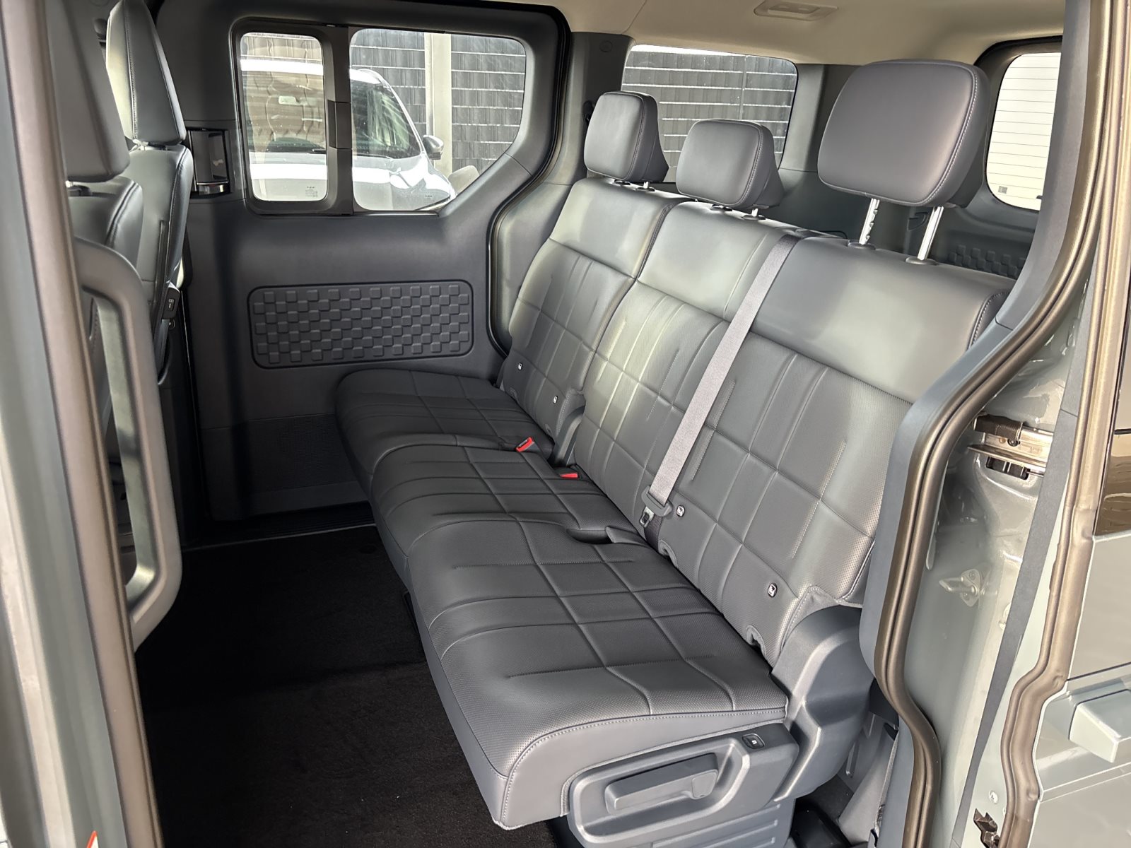 KIA PV5 Passenger 71,2 kWh Elite *Ganzjahresreifen* — Miniatur 12