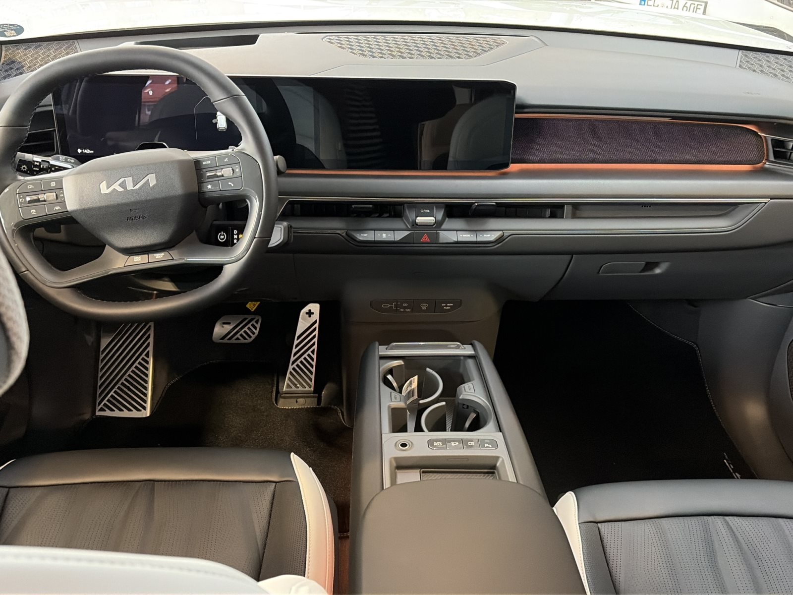 KIA EV9 99,8 kWh AWD GT-Line — Miniatur 13