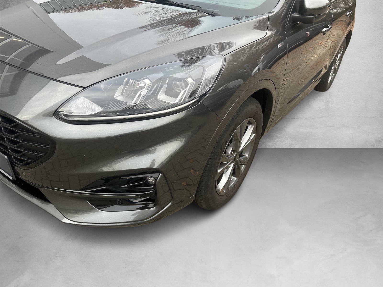 Ford Kuga ST-Line — Miniatur 9