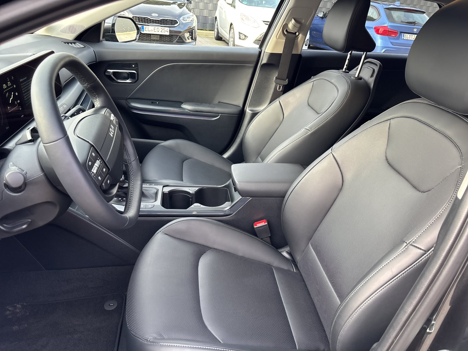 KIA K4 1.6 T-GDI 110 kW DCT7 Spirit — Miniatur 24