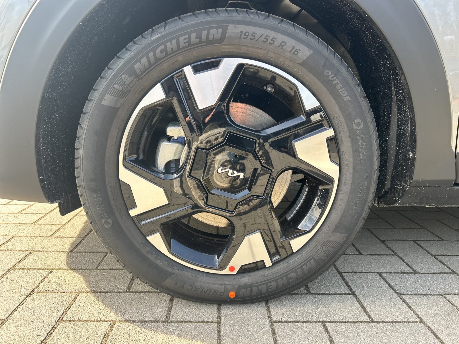KIA Stonic Vision — Miniatur 9