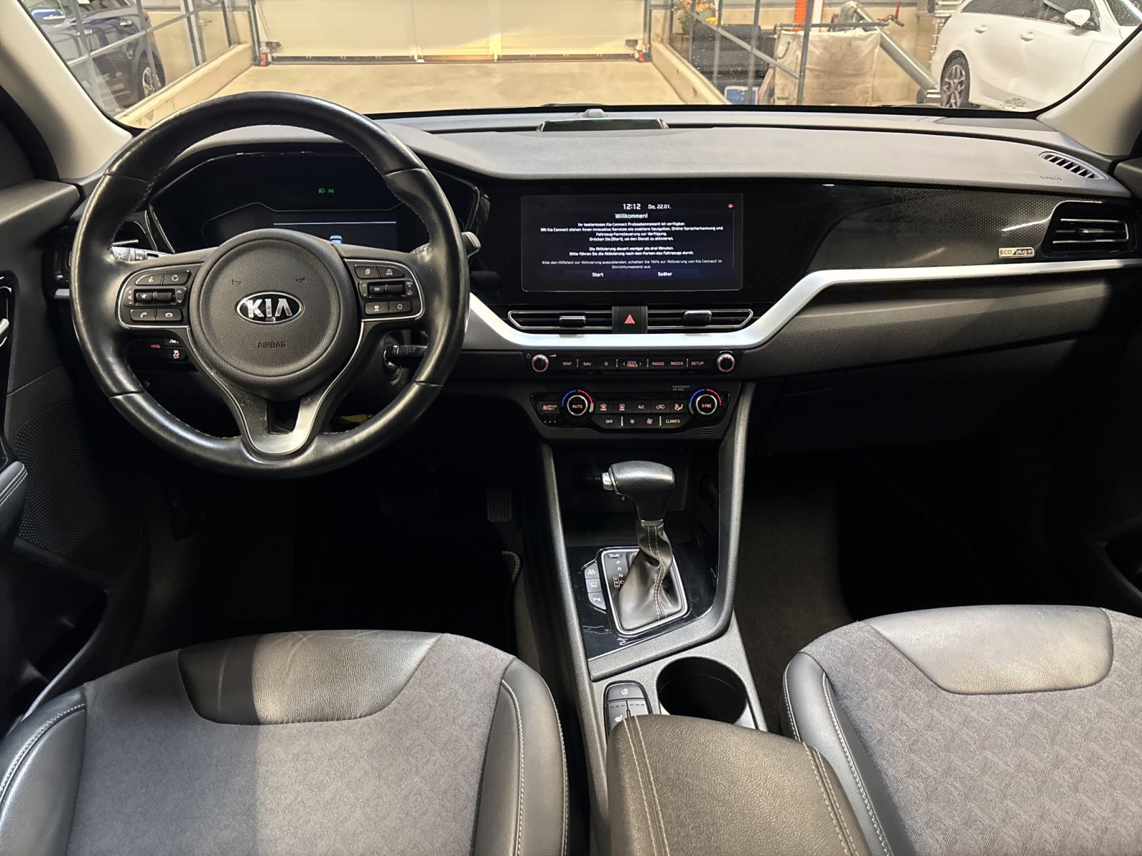 KIA Niro 1.6 Plug-in Hybrid Vision — Miniatur 14
