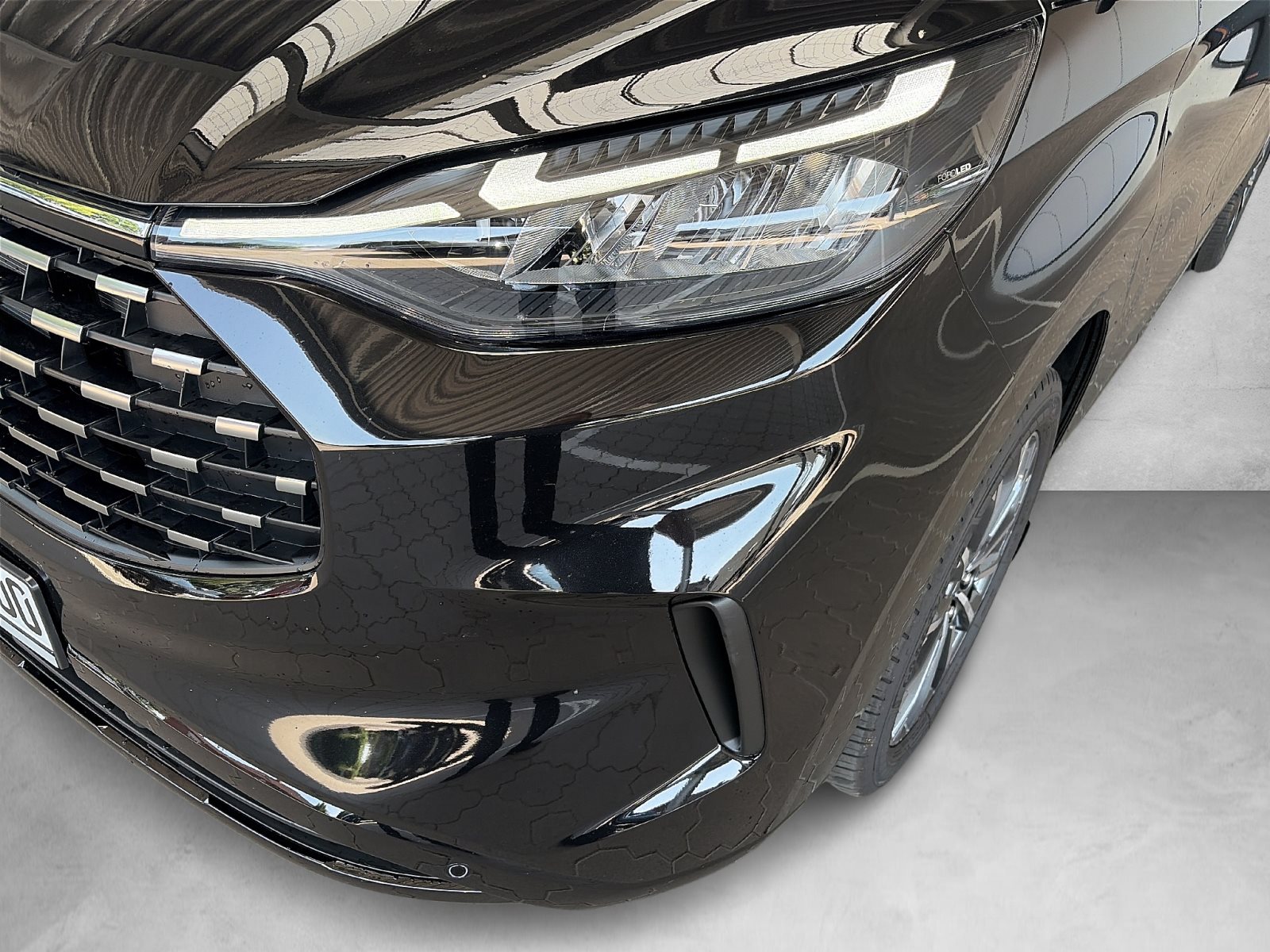 Ford Tourneo Custom Bus 320 L1 Tourneo Titanium X FWD — Miniatur 9