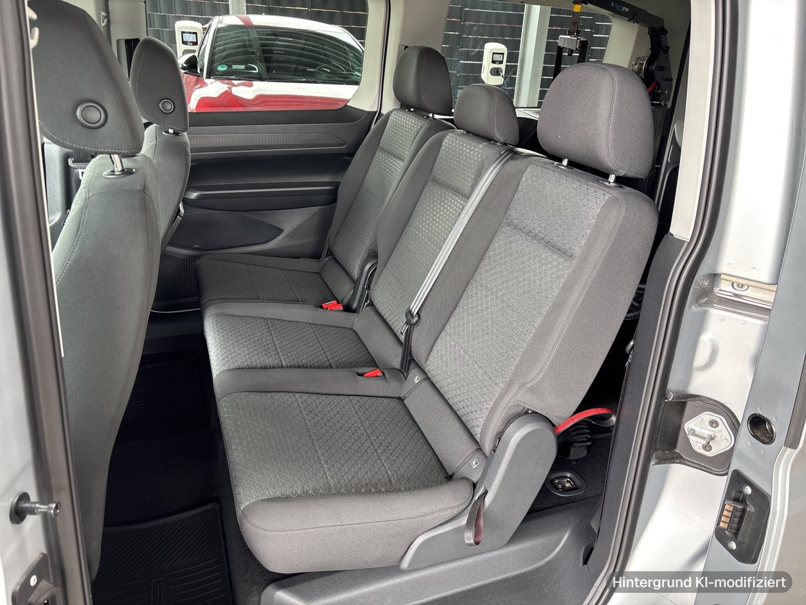 Ford Grand Tourneo Connect Titanium 2.0 l EcoBlue Autm. L2 langer Radstand — thumbnail 12