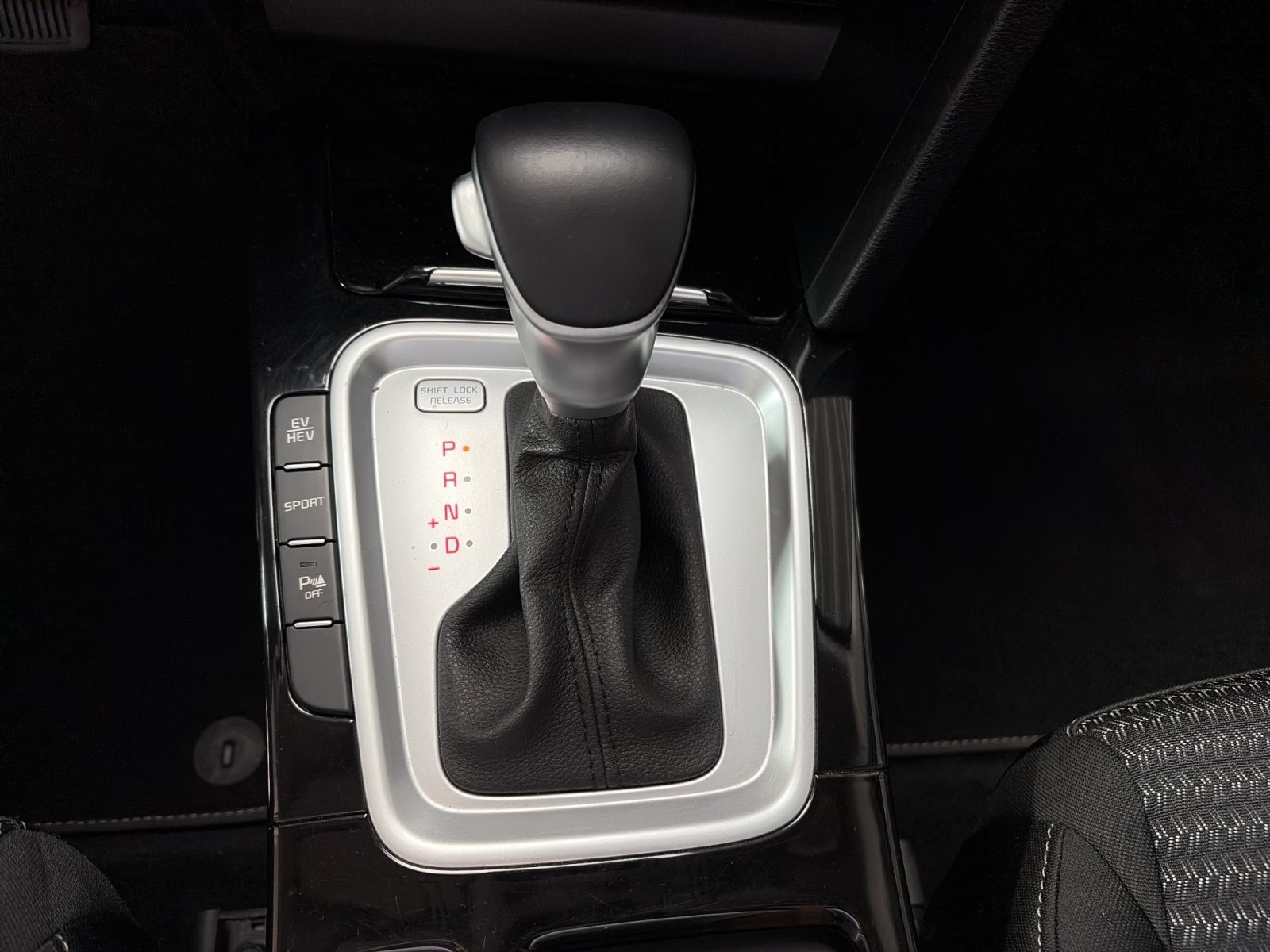 KIA XCeed Vision 1.6 Plug-in Hybrid — Miniatur 16