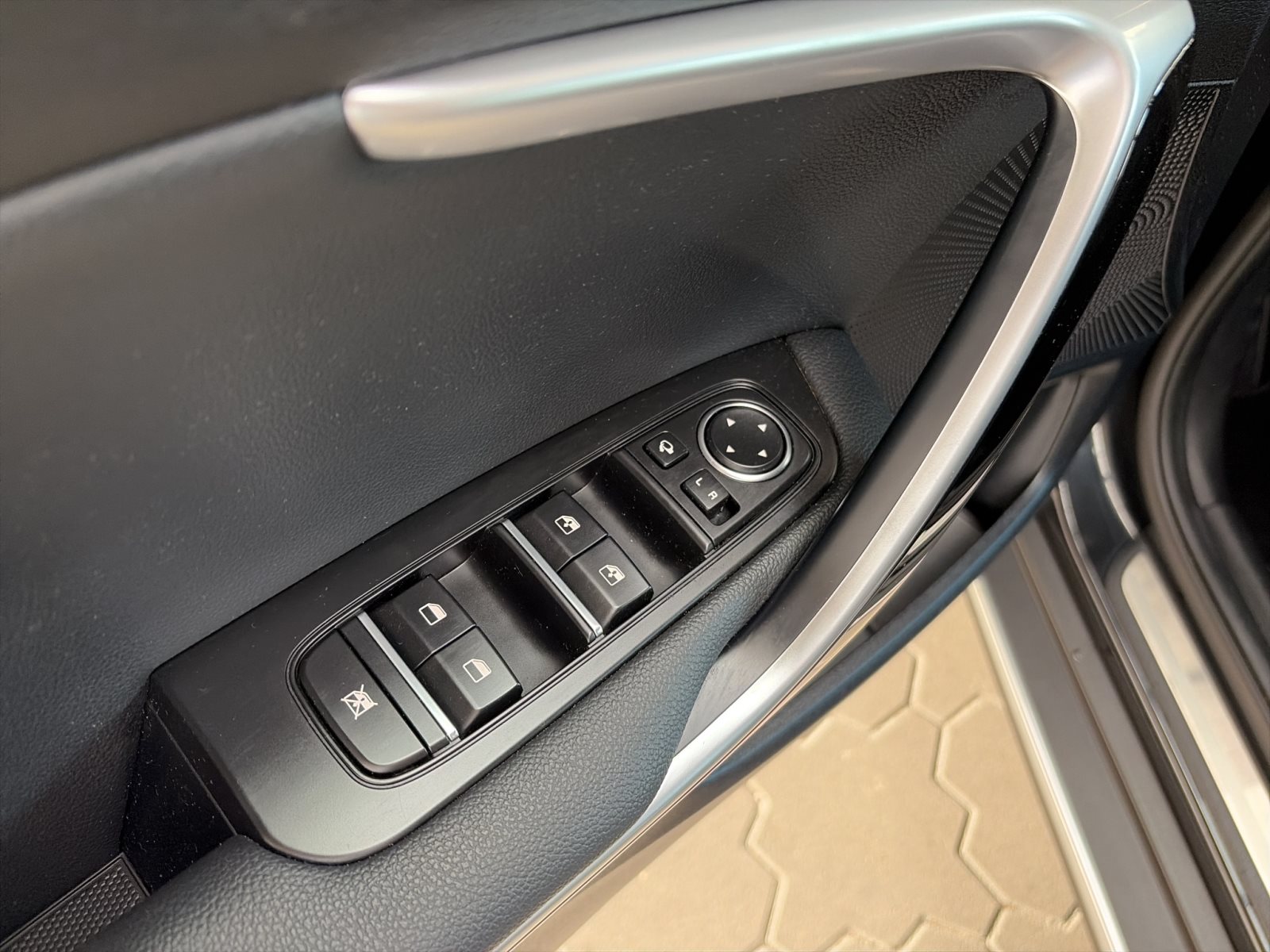 KIA XCeed Vision 1.6 Plug-in Hybrid — Miniatur 19