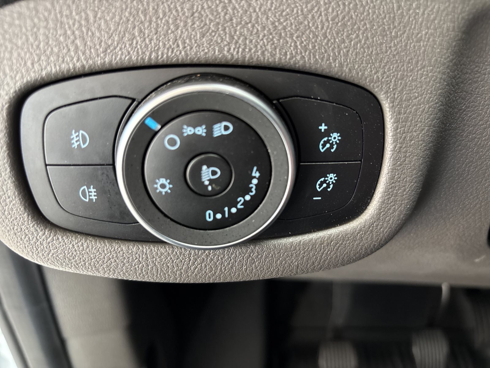 Ford Transit Connect 1.5 EcoBlue Kasten lang Trend — Miniatur 15