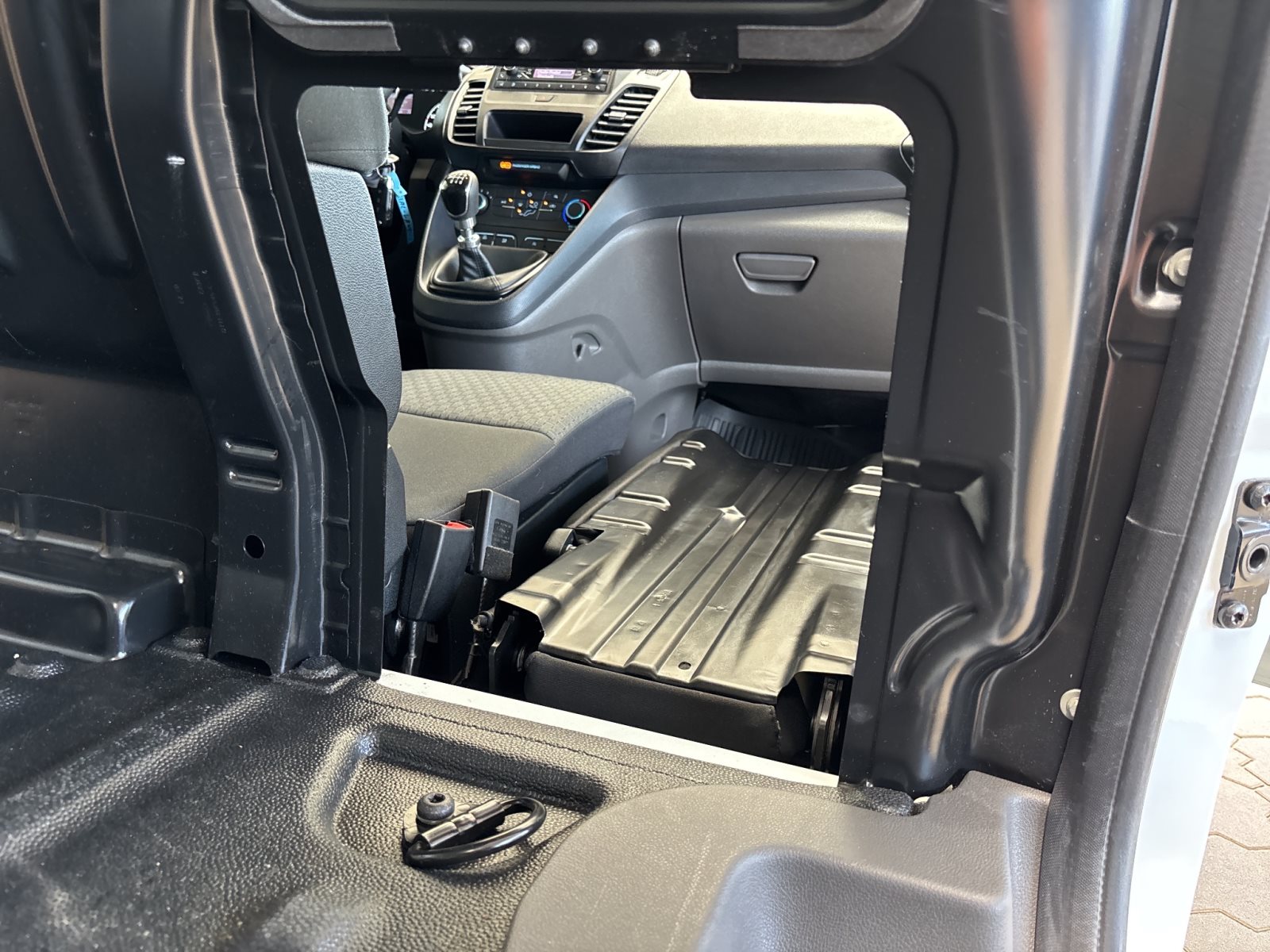 Ford Transit Connect 1.5 EcoBlue Kasten lang Trend — Miniatur 21