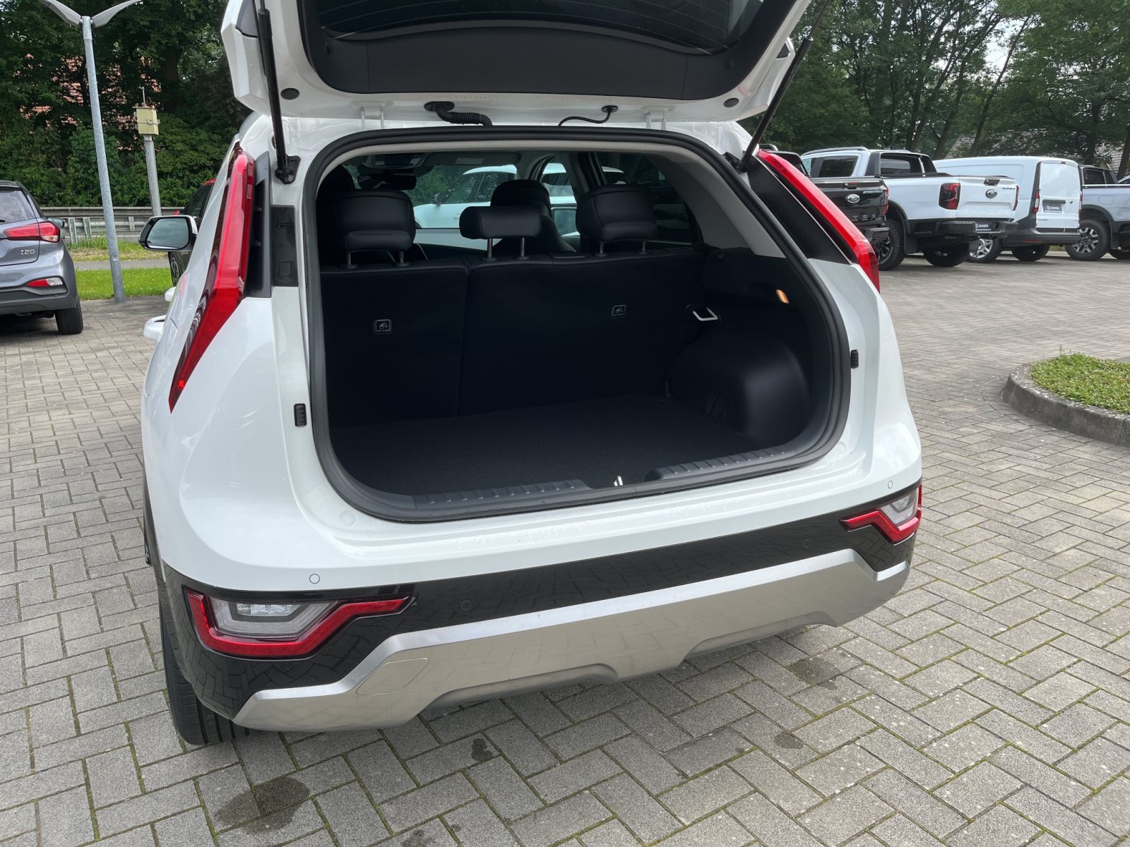 KIA Niro Hybrid Vision — Miniatur 16