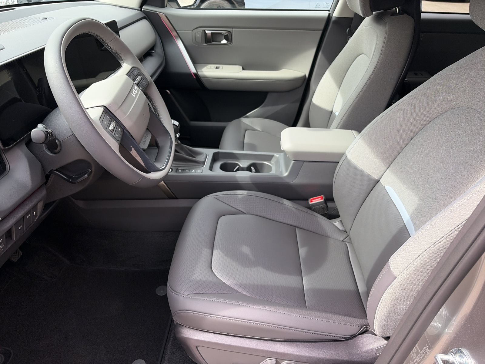 KIA Seltos 1.6T 180 MT Vision — Miniatur 10