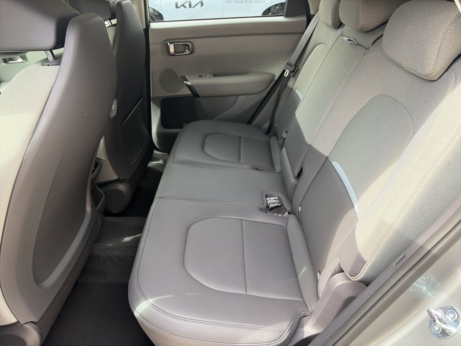KIA Seltos 1.6T 180 MT Vision — Miniatur 11