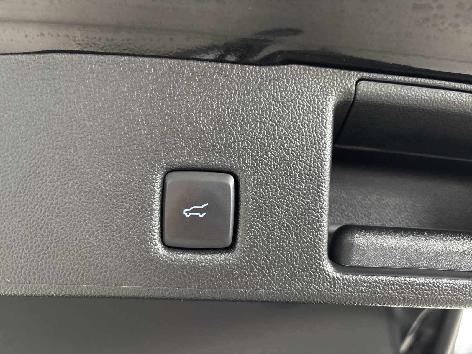 Ford Kuga Plug-In Hybrid ST-Line X *el. AHK*GZJR* — Miniatur 27