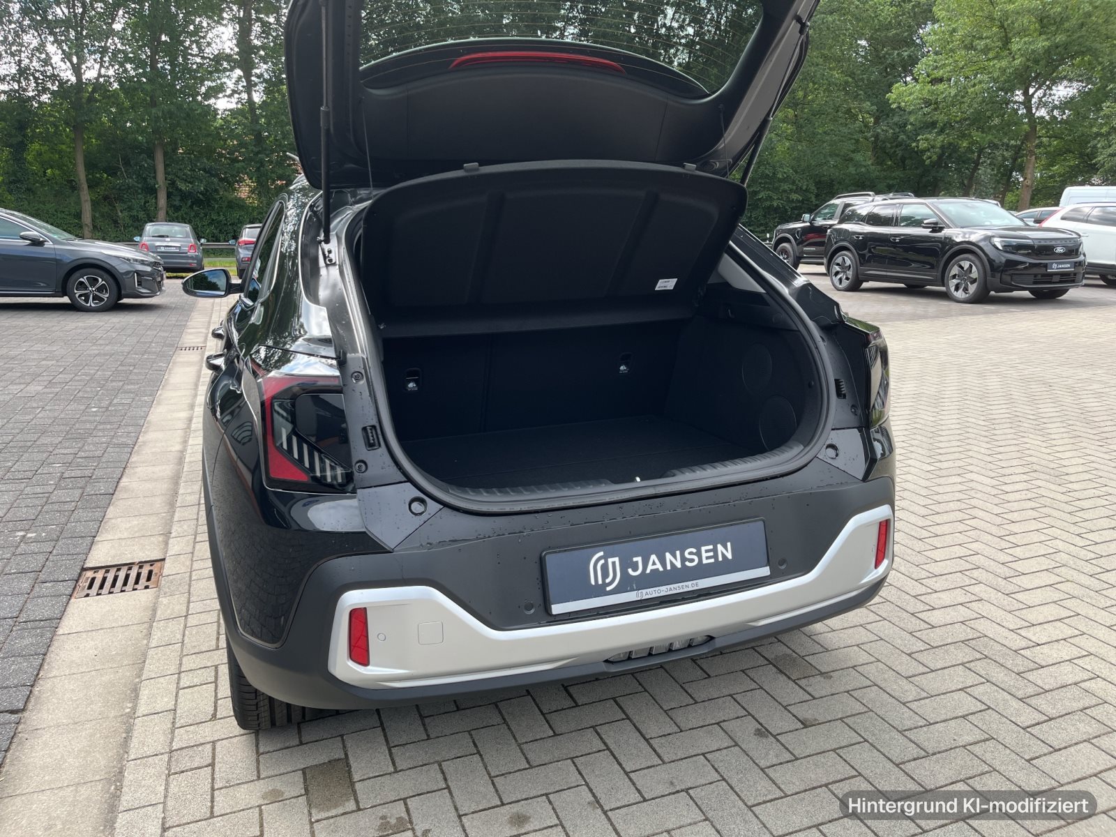 KIA XCeed Spirit + JBL Soundsystem + LED Scheinwerfer — Miniatur 16