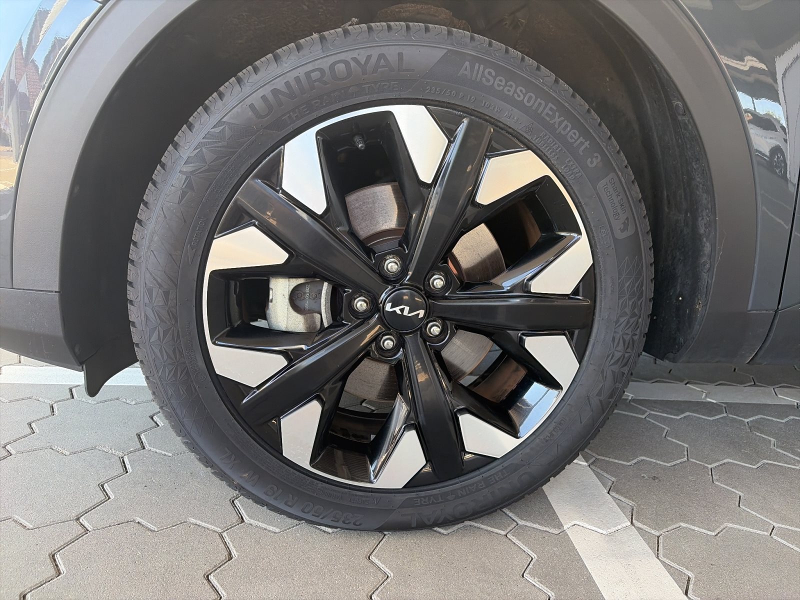 KIA Sportage 1.6T 4WD Plug-in Hybrid — Miniatur 10