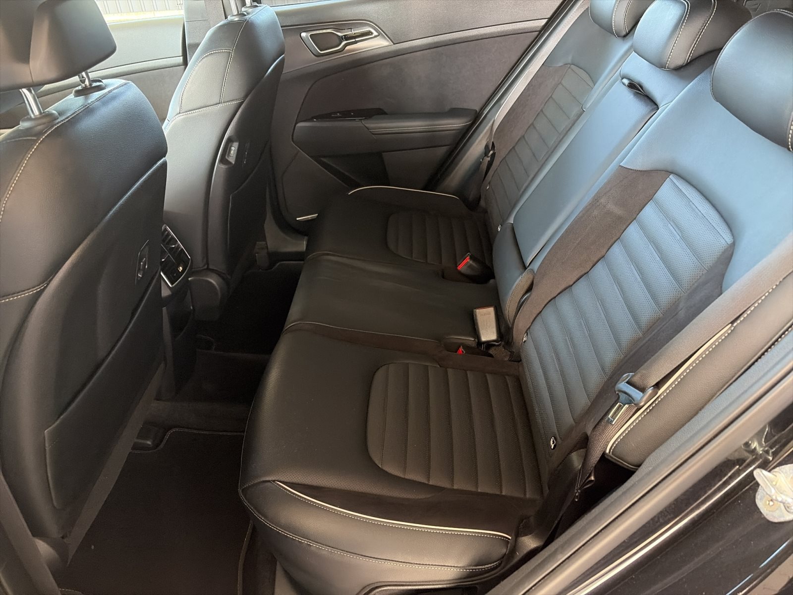 KIA Sportage 1.6T PHEV GT-Line — Miniatur 12