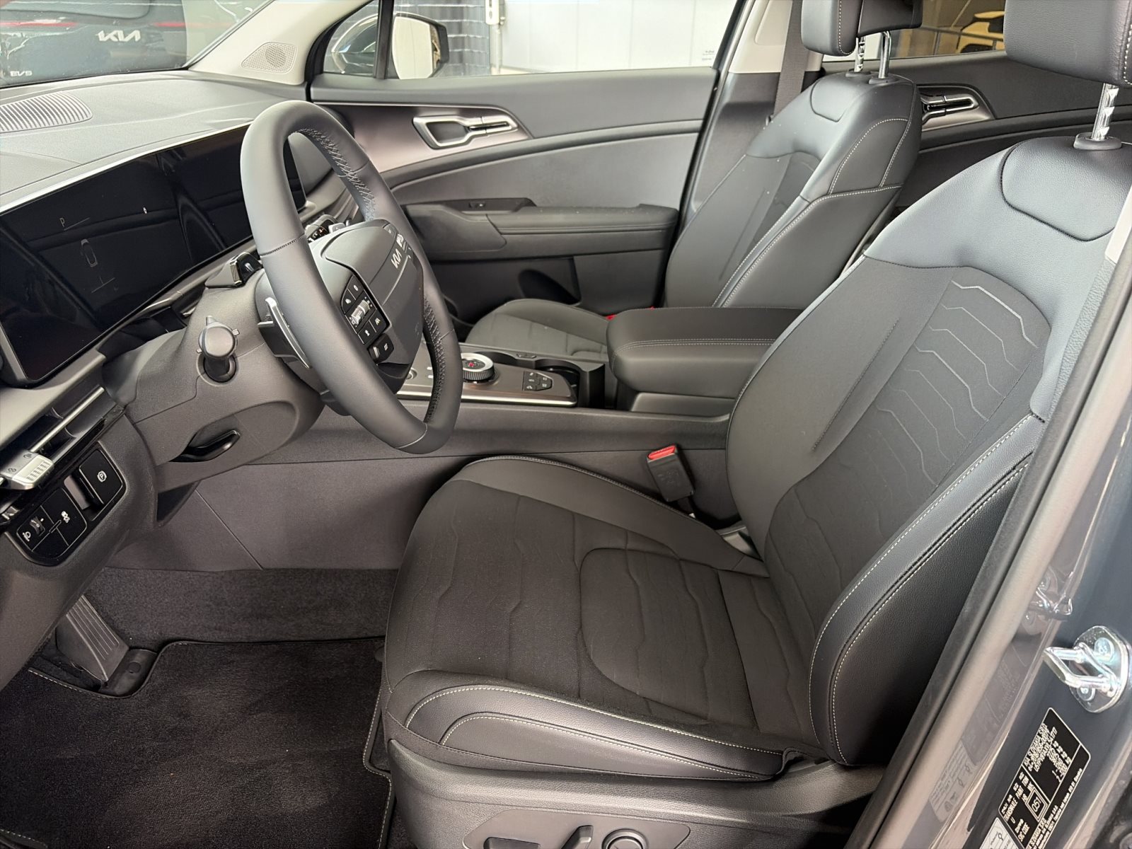 KIA Sportage 1.6D 48V 2WD DCT Vision — Miniatur 10