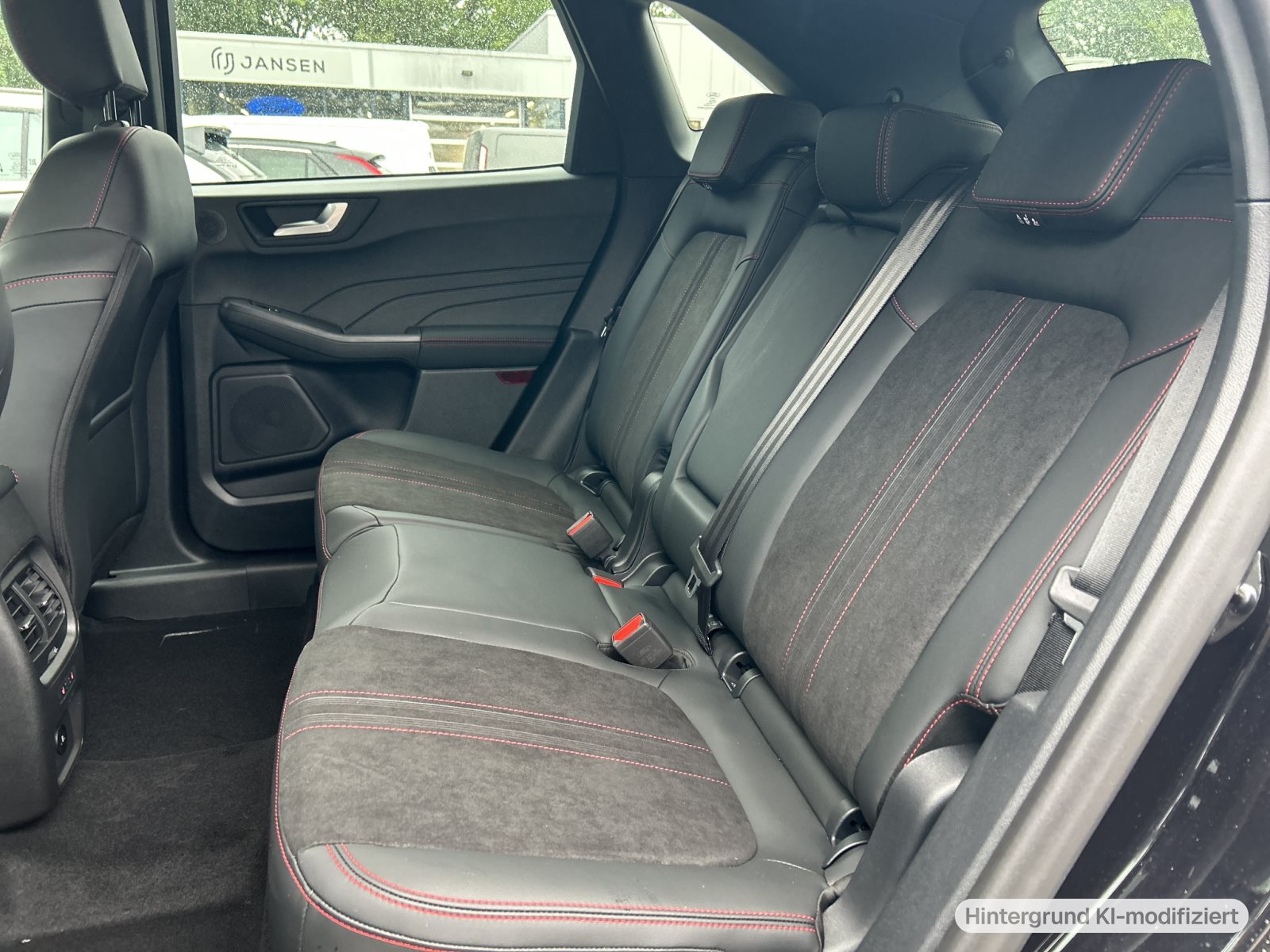 Ford Kuga Plug-In Hybrid ST-Line X — miniatuur 11