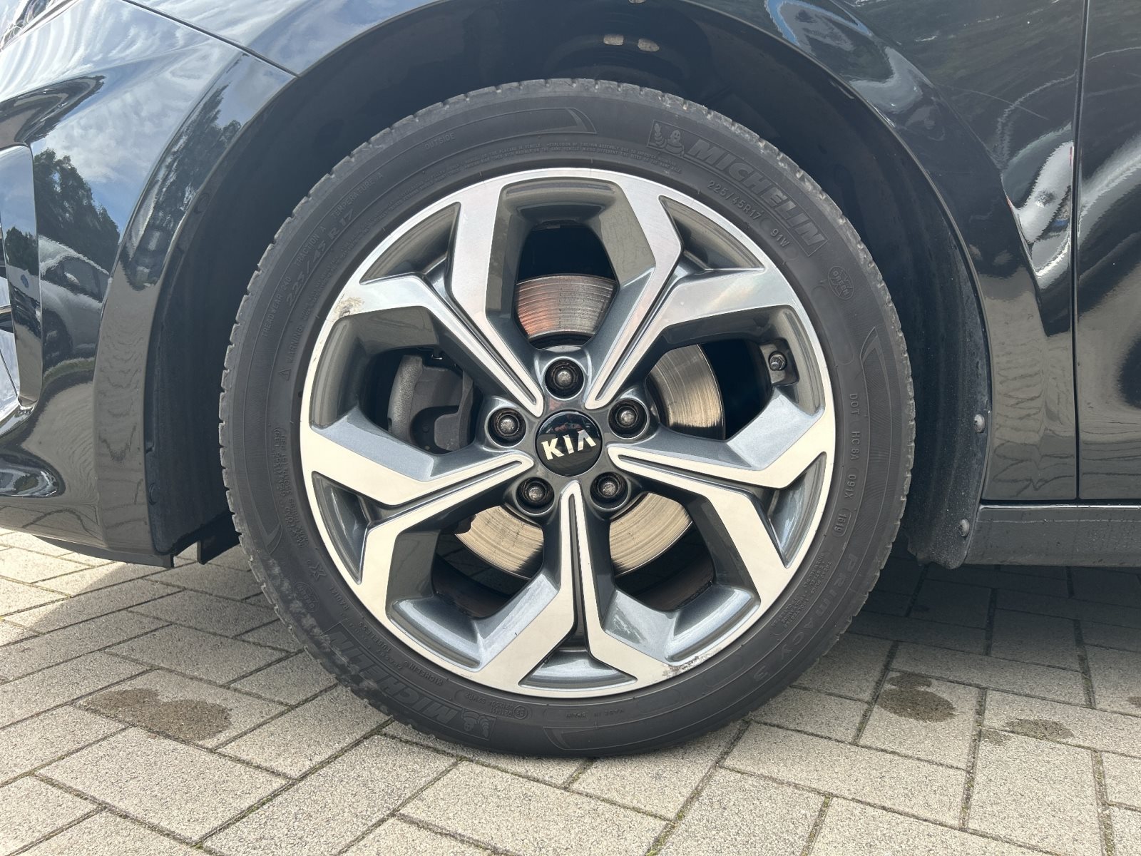 KIA Ceed Sportswagon Platinum Edition + Automatik + Sitzheizung + Rückfahrkamera+ Heizbares Lenkrad — Miniatur 10