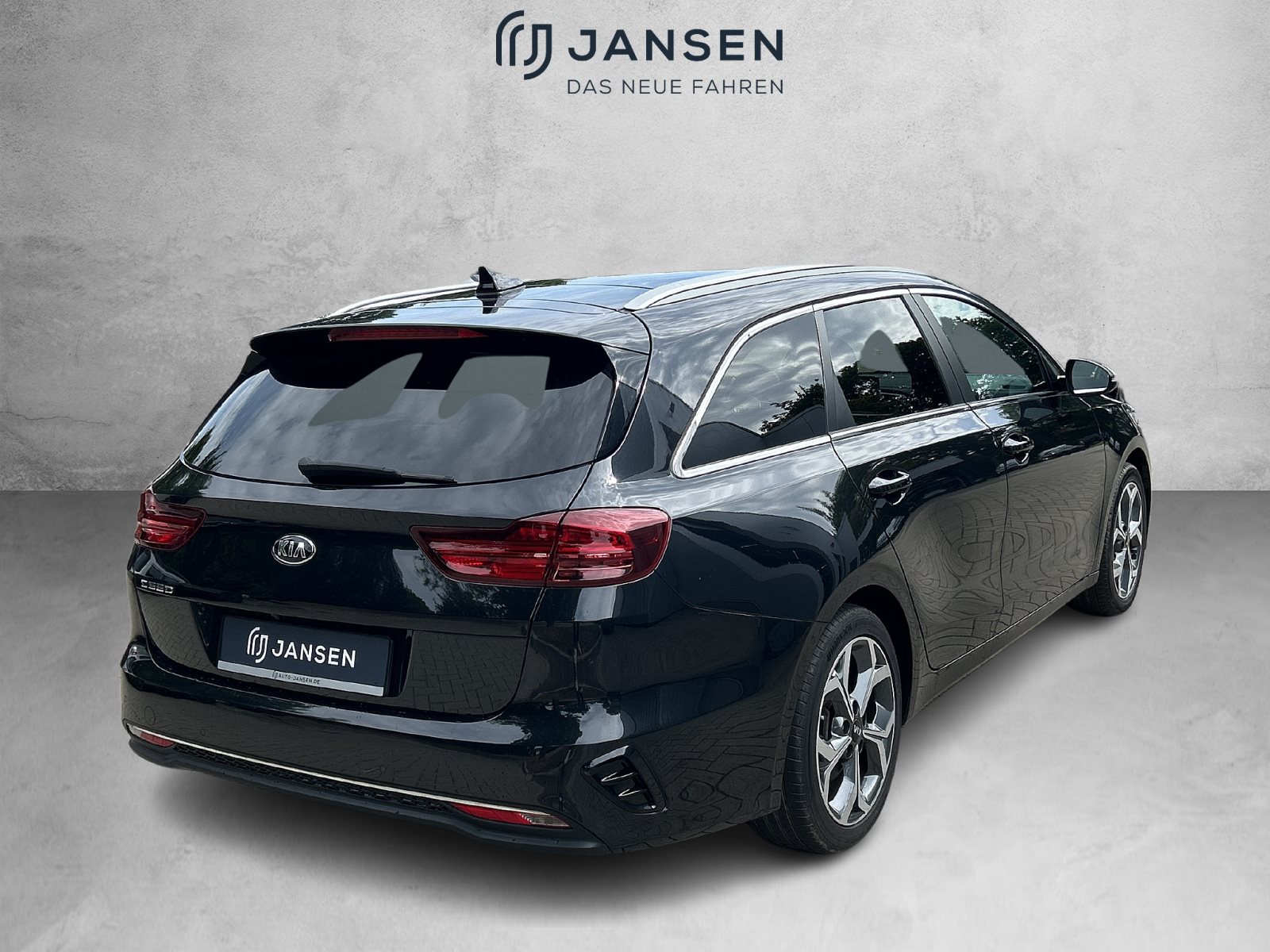 KIA Ceed Sportswagon Platinum Edition + Automatik + Sitzheizung + Rückfahrkamera+ Heizbares Lenkrad — Miniatur 6