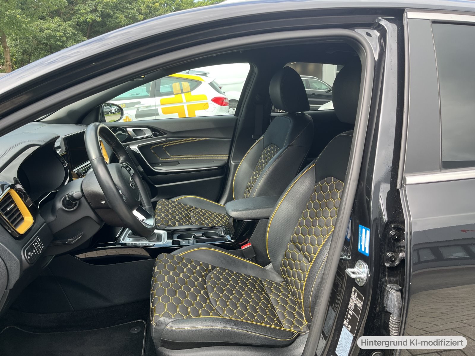 KIA XCeed Xdition+tow bar+M&S tyres+LED+JBL — thumbnail 11