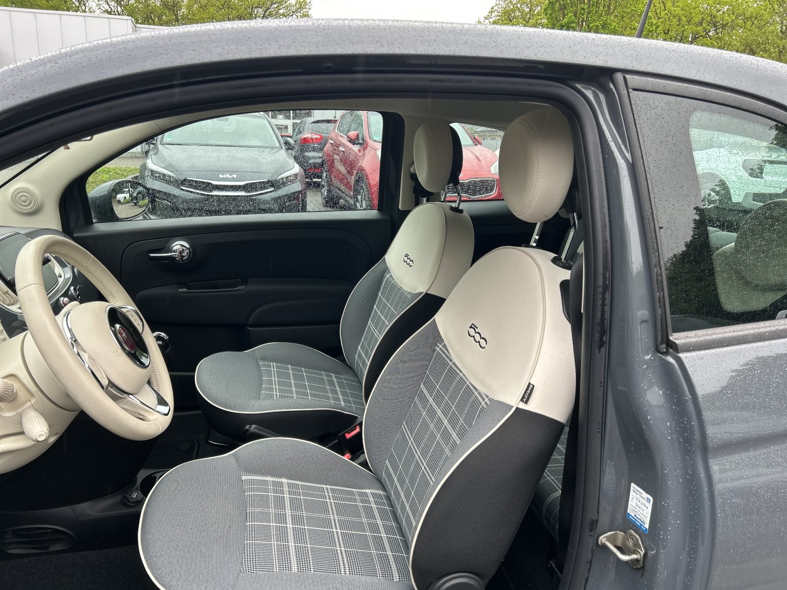 Fiat 500 Lounge Mild-Hybrid+Carplay+Klima+PDC — Miniatur 11