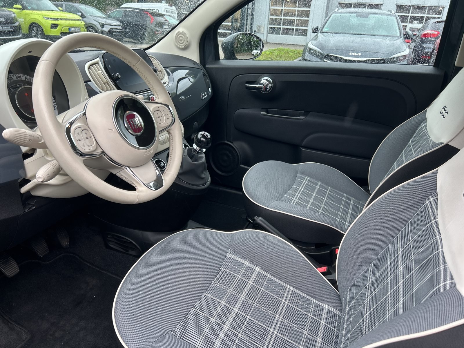 Fiat 500 Lounge Mild-Hybrid+Carplay+Klima+PDC — Miniatur 18
