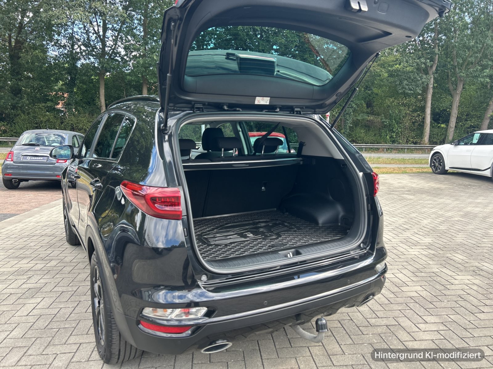 KIA Sportage 1.6 CRDI DCT 4WD Black Edition + AHK + LED — Miniatur 17