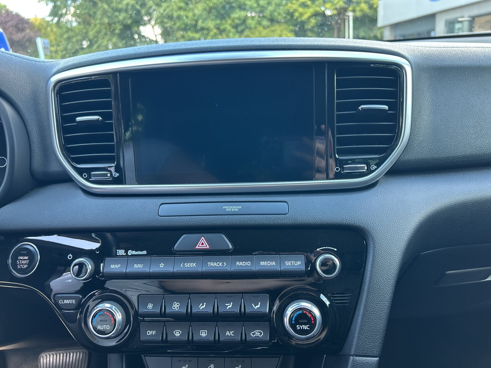 KIA Sportage Black Edition 4WD+elektrische Sitze+Leder+Smart Key — Miniatur 14