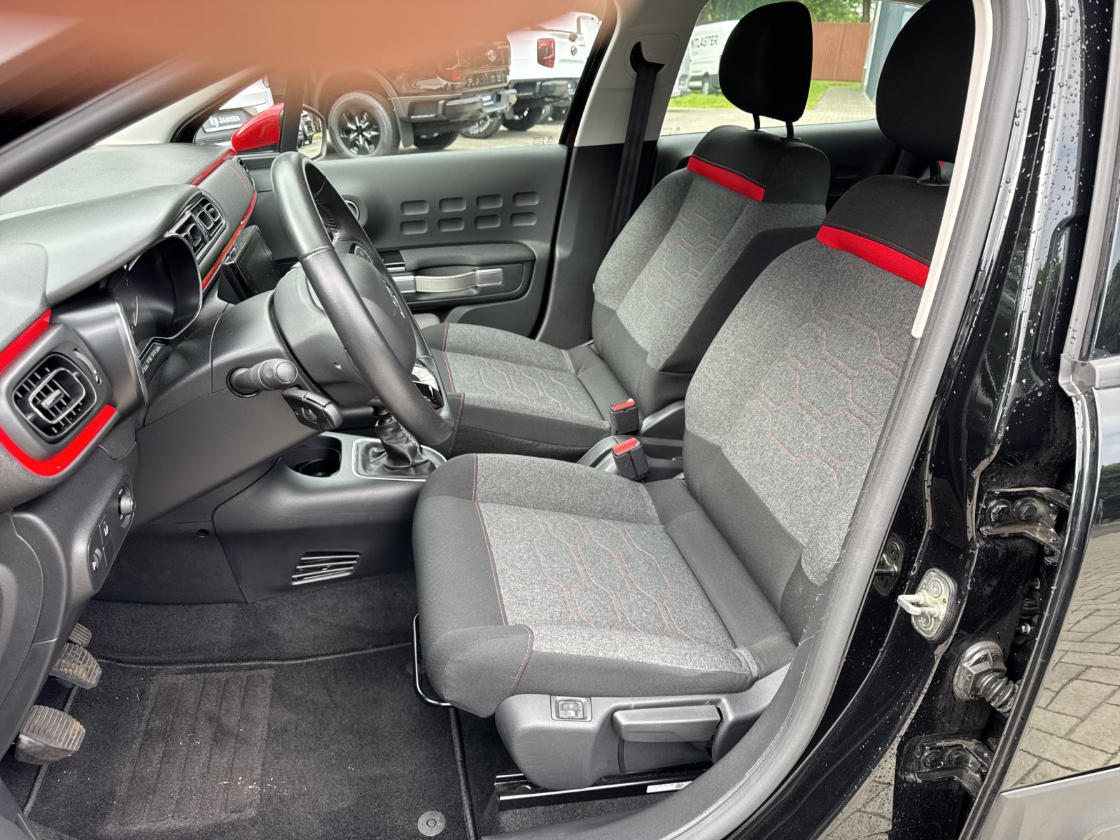 Citroen C3 1.2 PureTech Shine+AppleCarplay+AndroidAuto — Miniatur 11