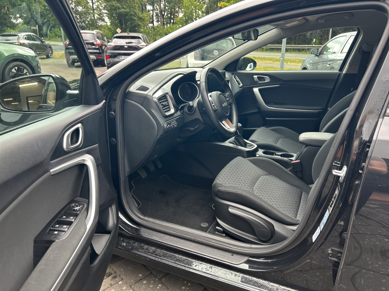 KIA Ceed Edition 7+ MS Reifen + Carplay — Miniatur 16