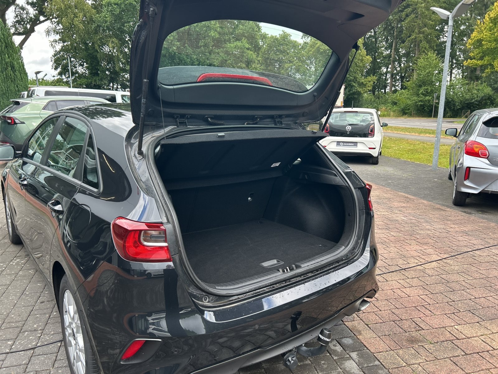 KIA Ceed Edition 7+ MS Reifen + Carplay — Miniatur 18